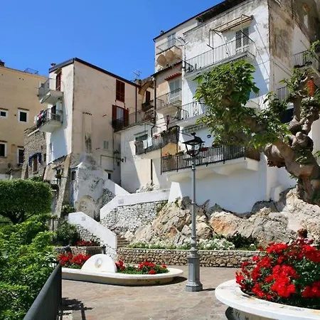 Luxury 招待所 加埃塔